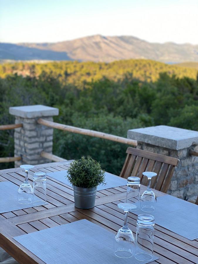 Blue Water Apartment Zrnovo エクステリア 写真