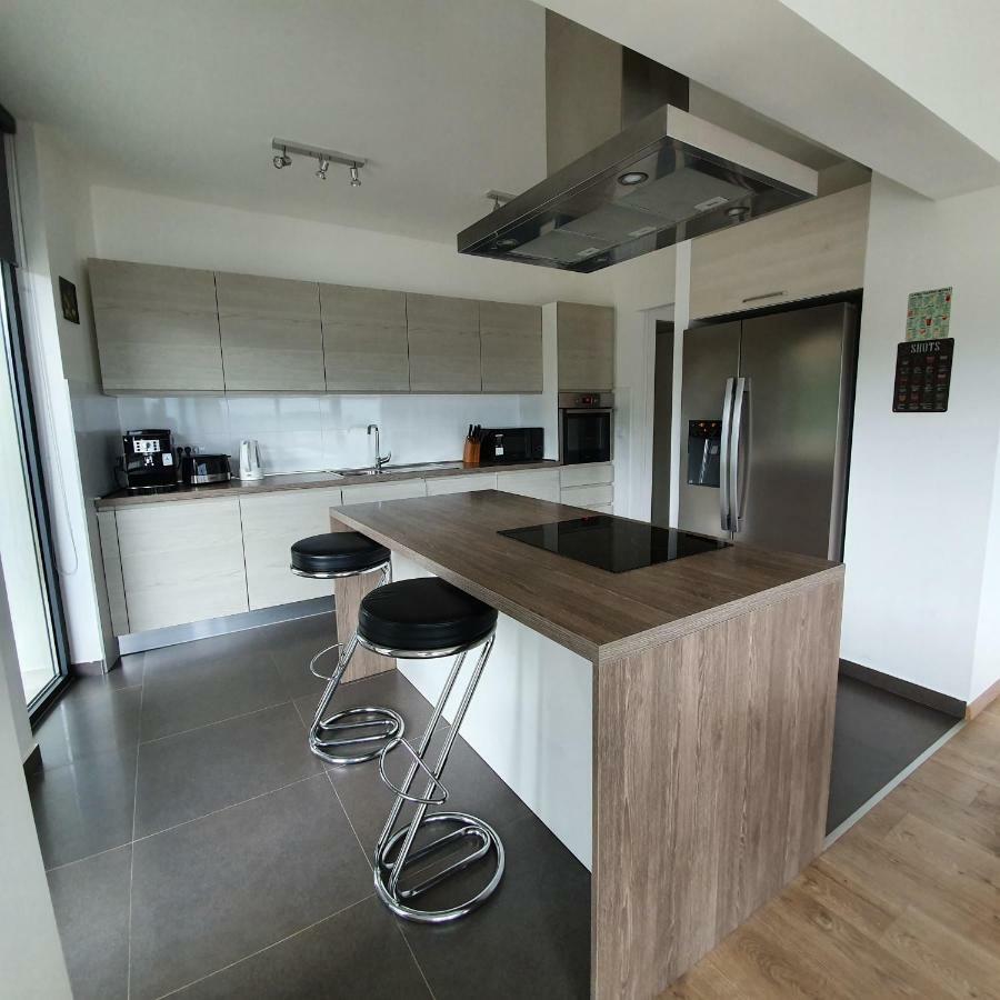 Blue Water Apartment Zrnovo エクステリア 写真